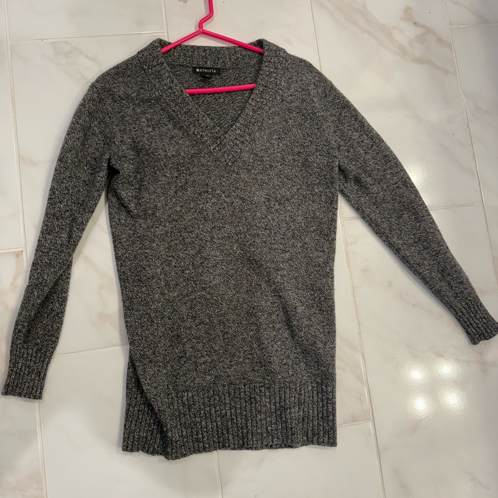 Athleta gray sweater
